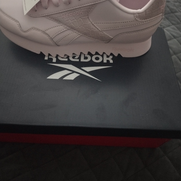 Reebok sneakers women size 6 n 7 - Picture 5 of 5